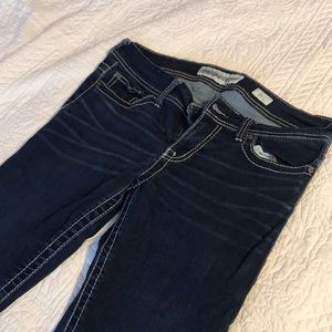Buckle jeans, dark wash